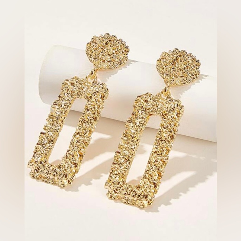 NWT Pierced Earrings